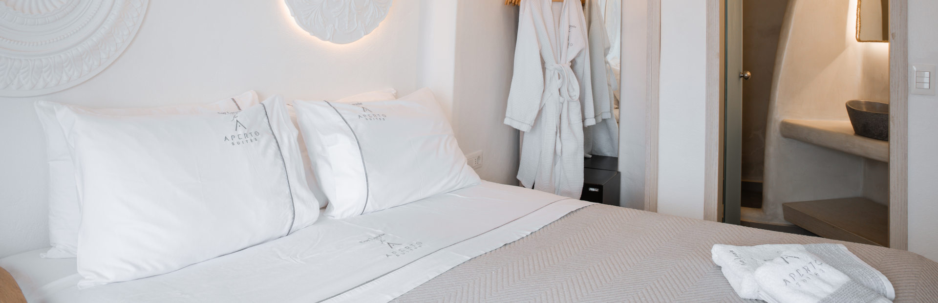 Cozy Suite with outdoor jacuzzi